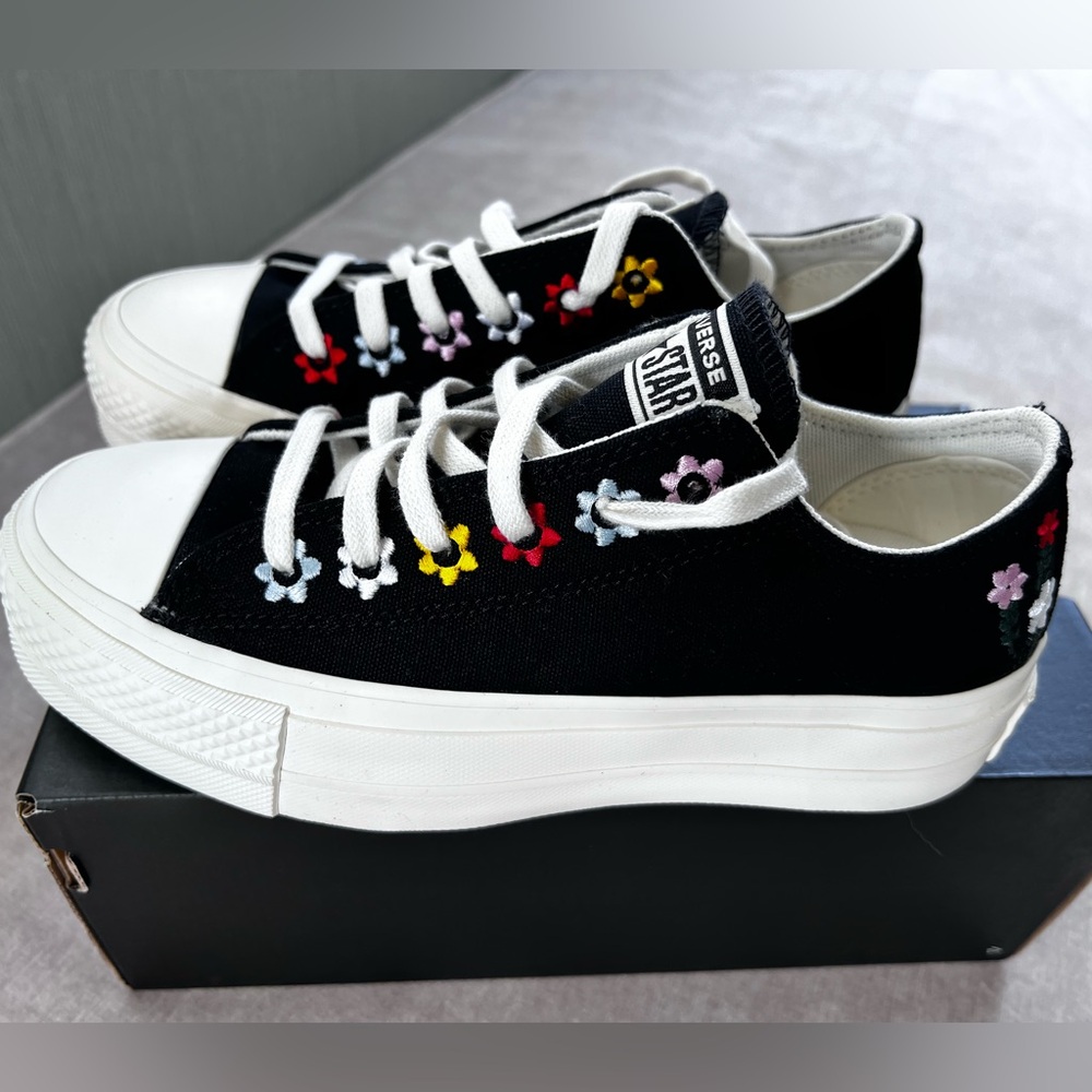 Converse Black Sneakers with Colorful Floral Details, Size 5, NEW